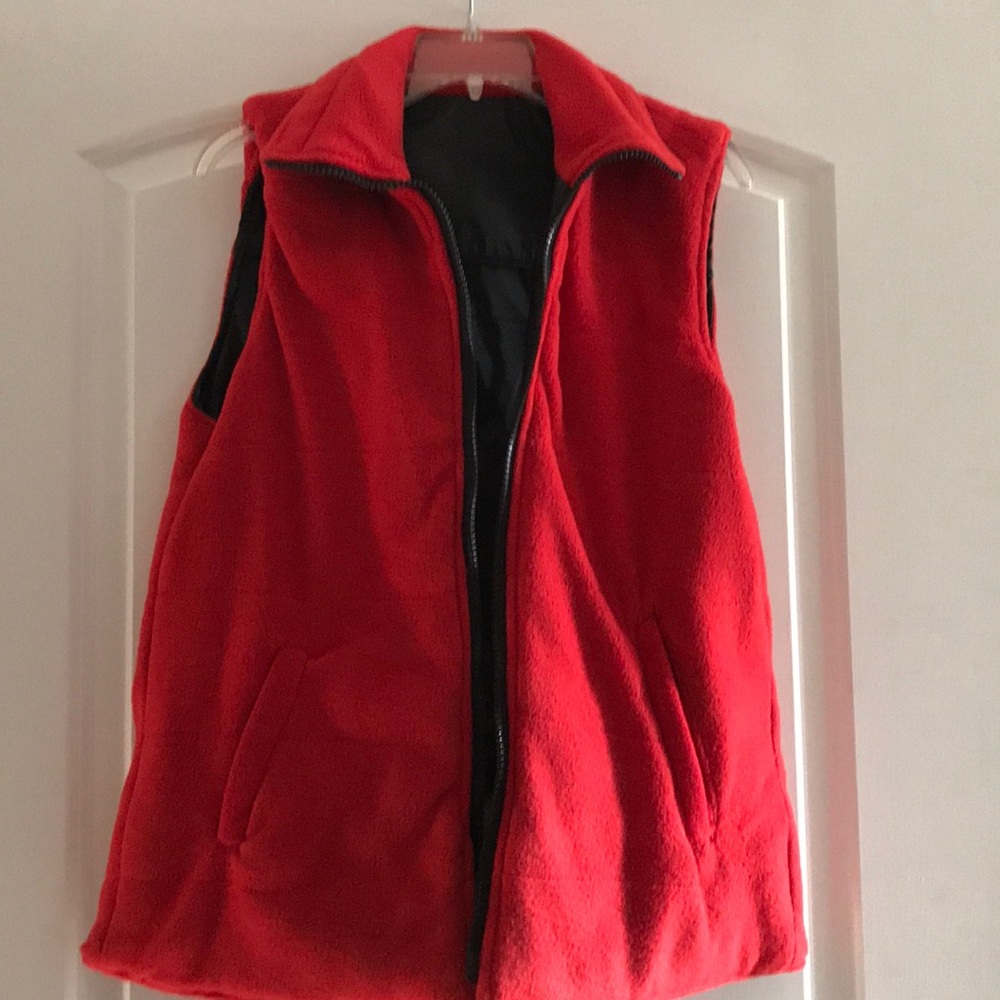 Reversible Vest - Picture 2 of 3
